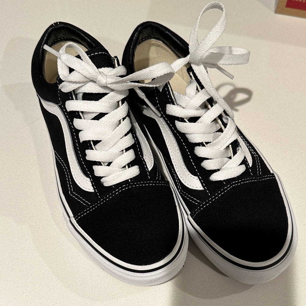 Vans Classic Old Skool Black and White Women's Sneakers, new with box